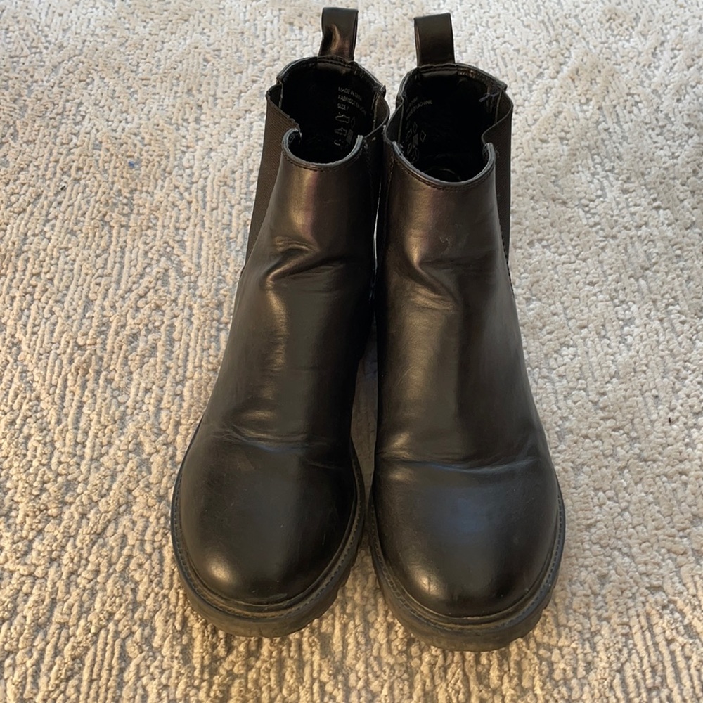 Chelsea Boots